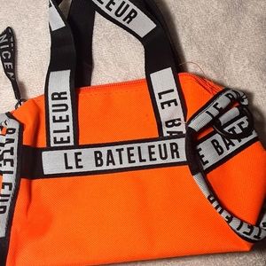 A Le bateleur bag
